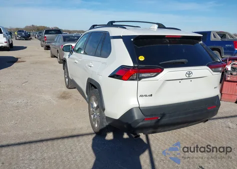 2021 Toyota Rav4 Xle Premium from USA, damaged, VIN 2T3C1RFV2MW119459